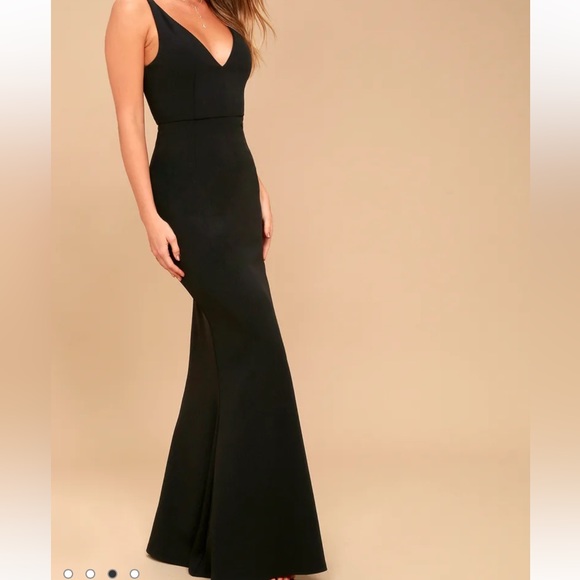 Melora Black Sleeveless Maxi Dress - Picture 4 of 6